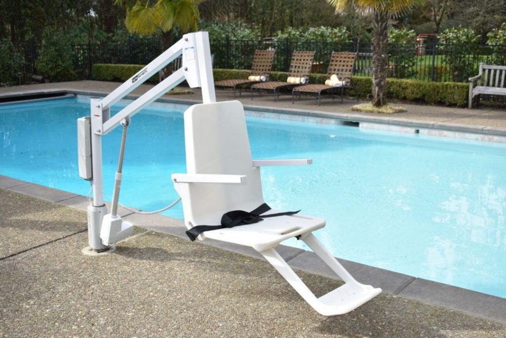 AXS 2 Pool Lift Hoist - Dolphin Mobility
