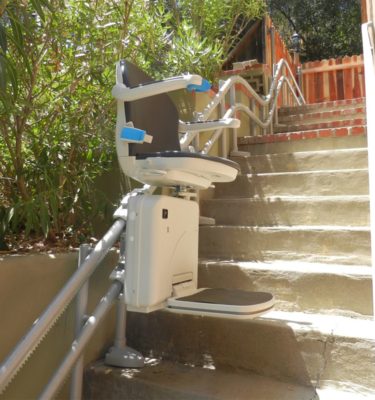 Handicare 2000 Outdoor Curved Stairlift