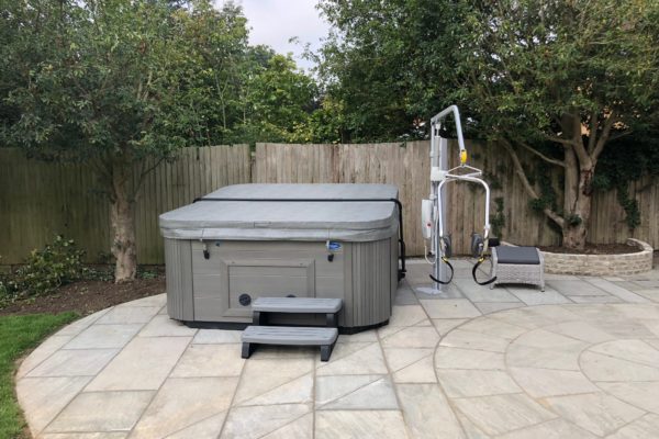 Hot Tub Hoist For Disabled Users